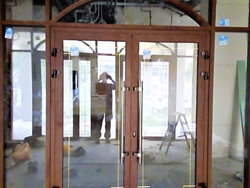 Изготовление и установка дверей в гостиницу «Европа», г. Краснодар